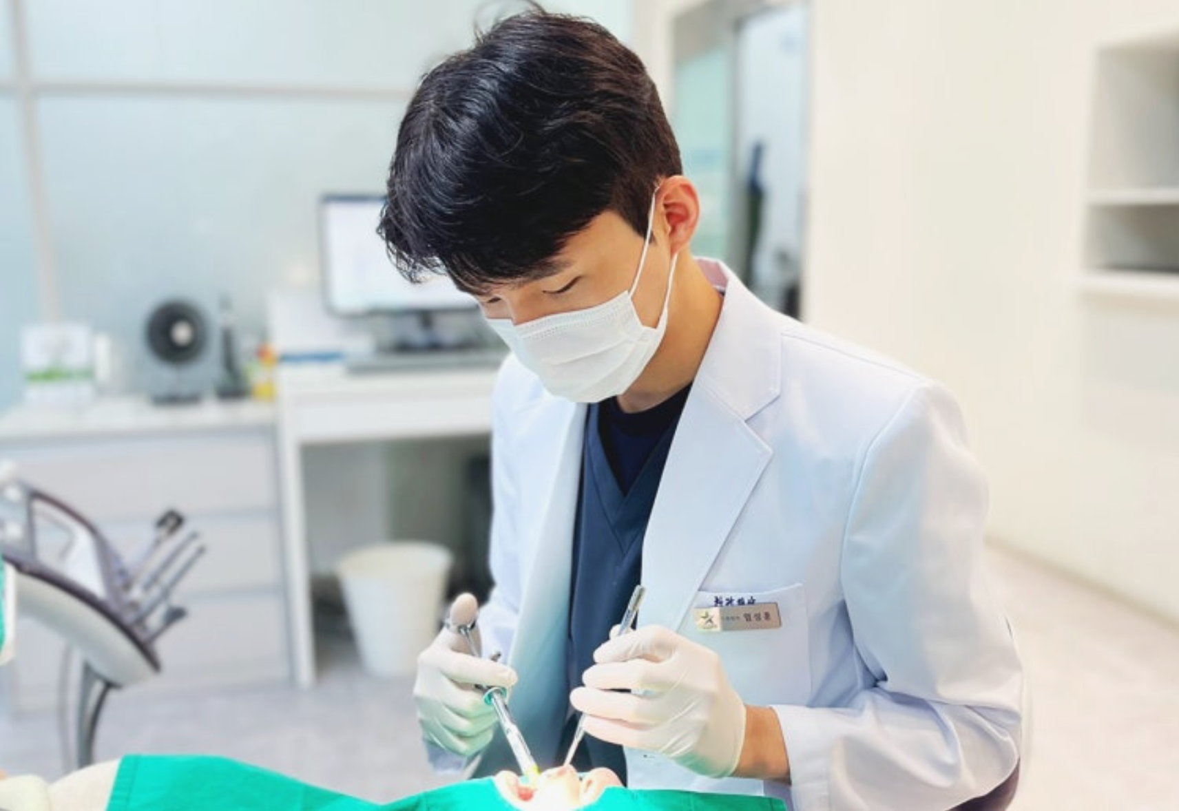 수완스타치과 진료장면 임플란트 광주치과 교정 - 광산구치과