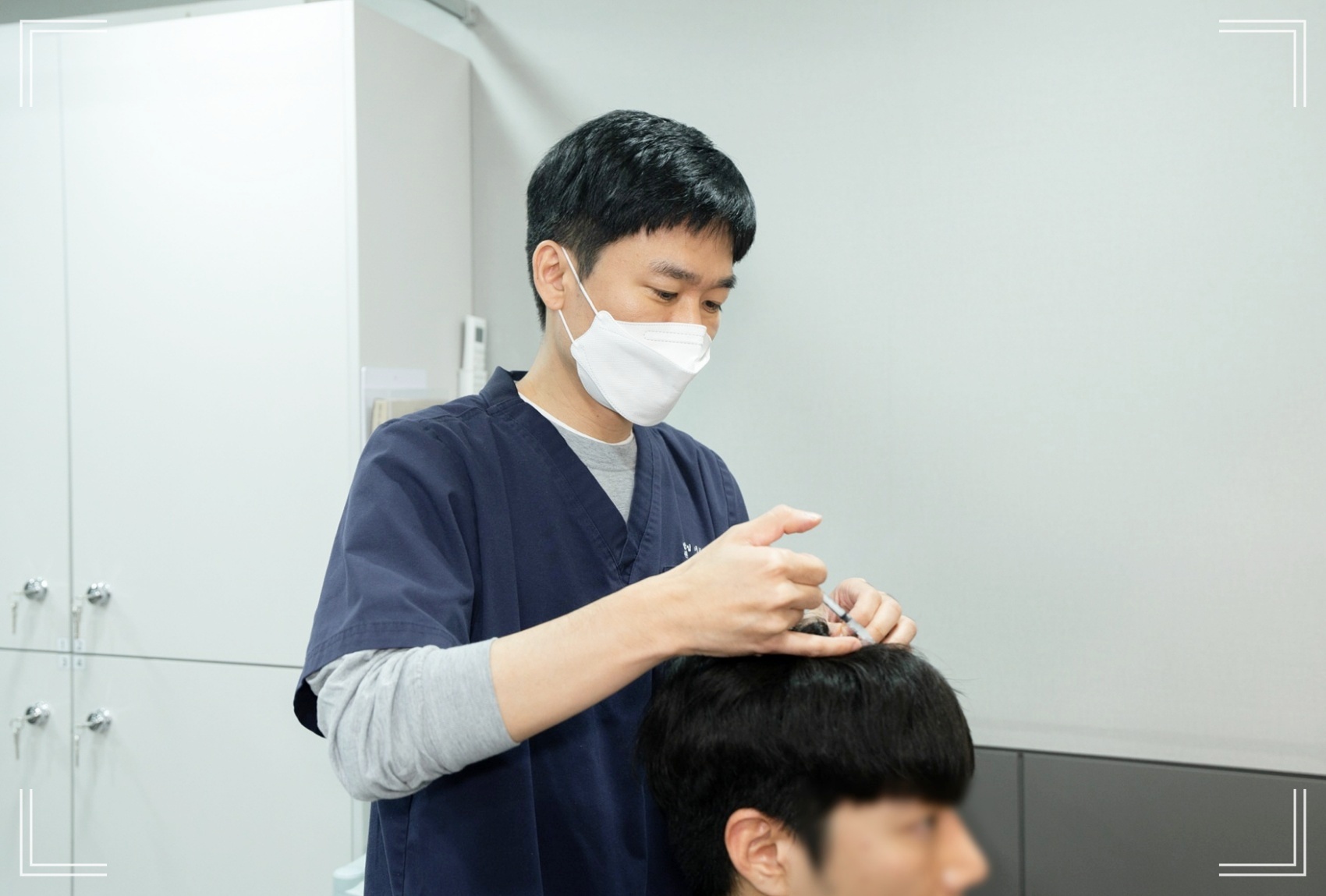 원형탈모 병원 어디로, 압구정 더모의원 모낭 국소 주사치료 이미지