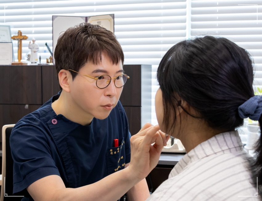 디마레클리닉 얼굴 디자인 설계 과정