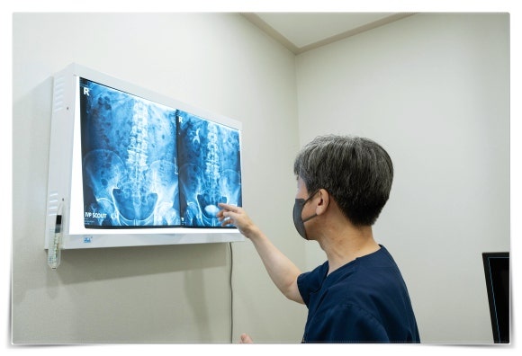 전립선비대증 치료 병원 선택 기준을 상담하는 이미지