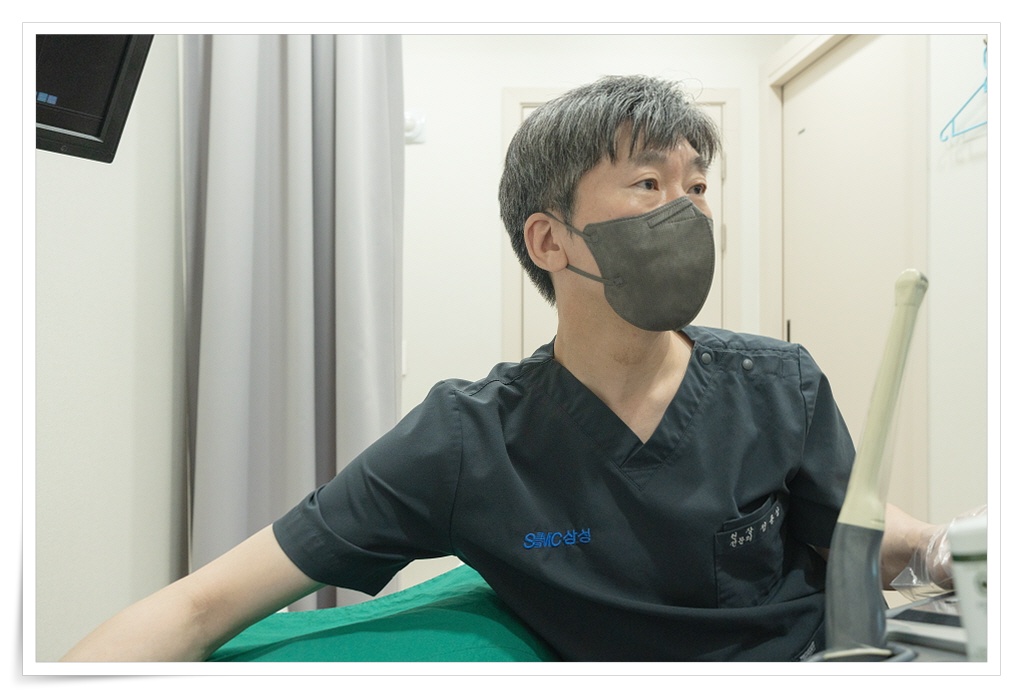 천안삼성비뇨기과 전립선 정밀 검진 진료 모습