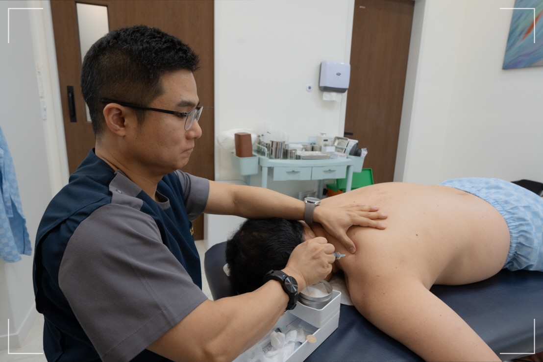목디스크 팔저림 서울아산재활의학과 통사치료